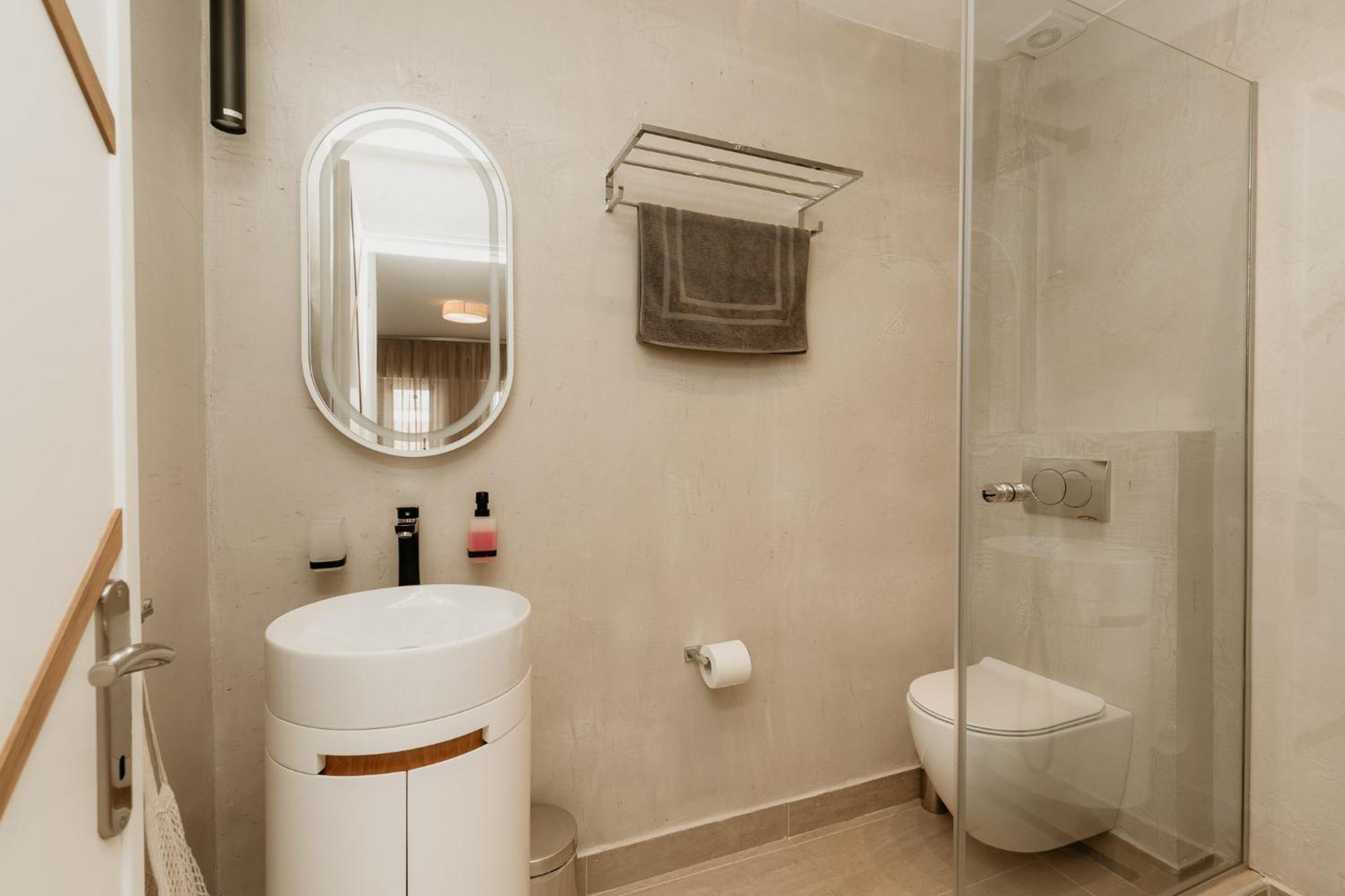 Trinity The Hotel Амолиани Экстерьер фото